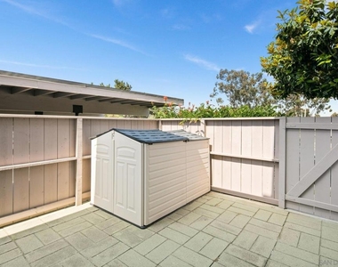 9677 Easter Way - Photo Thumbnail 12