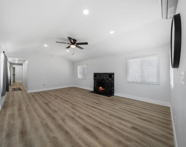 1730 Vista Del Valle Blvd Room 2 - Photo Thumbnail 6