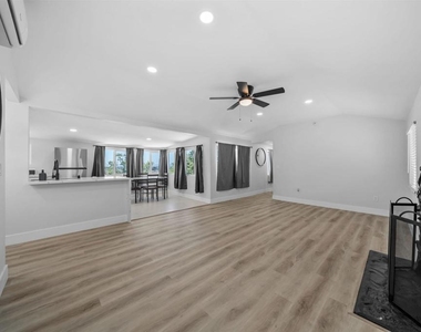 1730 Vista Del Valle Blvd Room 2 - Photo Thumbnail 8