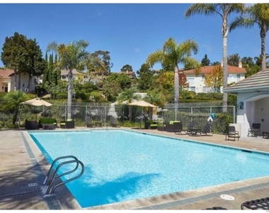 6063 Oakgate Row - Photo Thumbnail 8