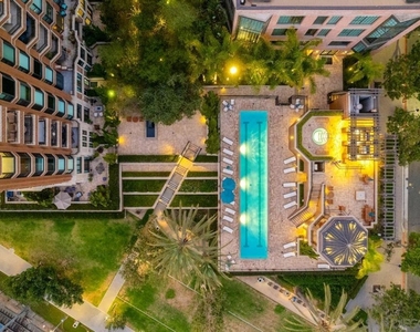 500 W Harbor Dr. - Photo Thumbnail 43