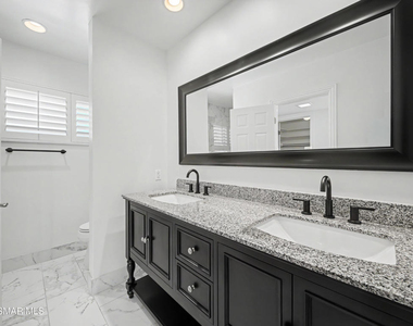 22777 Brenford Street - Photo Thumbnail 22
