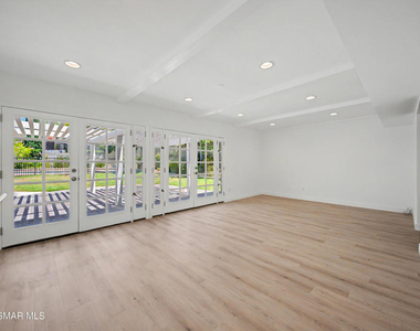 22777 Brenford Street - Photo Thumbnail 10