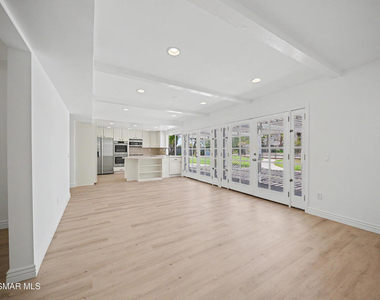 22777 Brenford Street - Photo Thumbnail 11