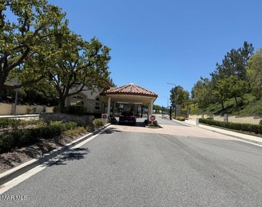20721 Vercelli Way - Photo Thumbnail 15