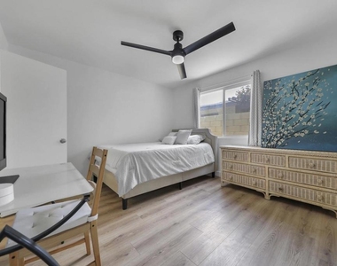 76567 New York Avenue - Photo Thumbnail 12