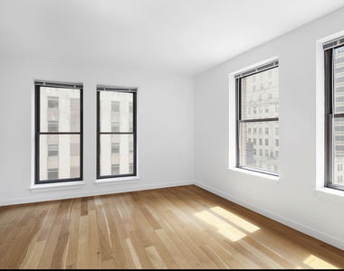 30 Wall Street - Photo Thumbnail 3