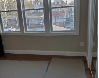 130-13 109th Avenue - Photo Thumbnail 1