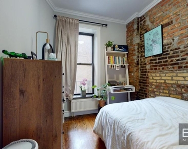 East 13th Street - Photo Thumbnail 2