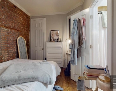 East 13th Street - Photo Thumbnail 4