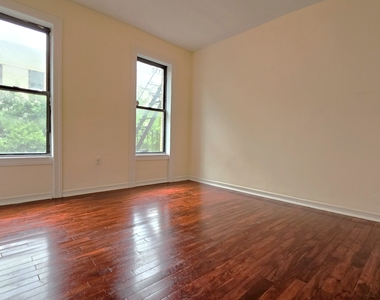 255 Fort Washington Avenue - Photo Thumbnail 5
