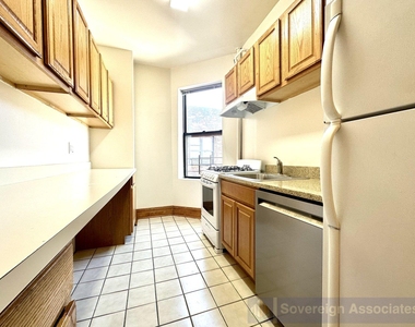 64 West 108th Street - Photo Thumbnail 5