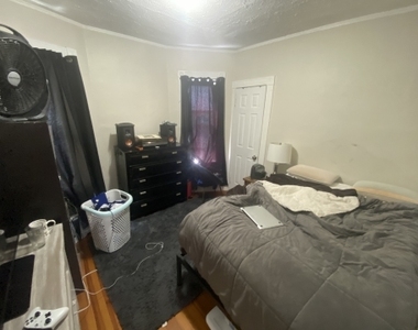 25 Rowell St - Photo Thumbnail 7
