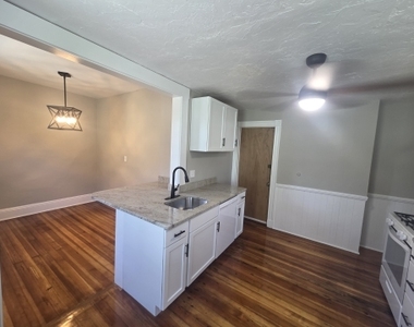 0 Moseley St - Photo Thumbnail 4