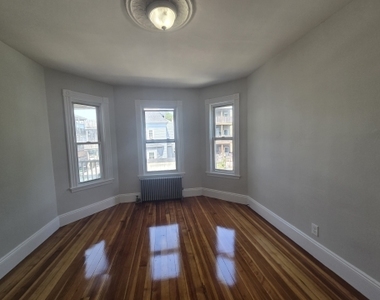 0 Moseley St - Photo Thumbnail 10