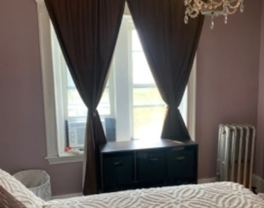 275 Aspinwall Ave - Photo Thumbnail 6