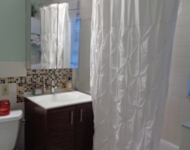 125 Chiswick Rd - Photo Thumbnail 8