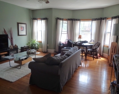 125 Chiswick Rd - Photo Thumbnail 2