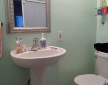 125 Chiswick Rd - Photo Thumbnail 7