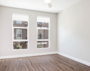 4275 Mission Bay Drive - Photo Thumbnail 14