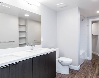 4275 Mission Bay Drive - Photo Thumbnail 11