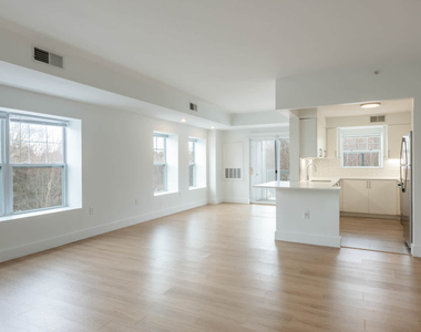 790 Willard Street - Photo Thumbnail 98