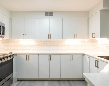 790 Willard Street - Photo Thumbnail 80