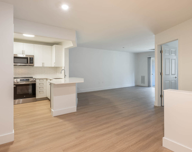790 Willard Street - Photo Thumbnail 57