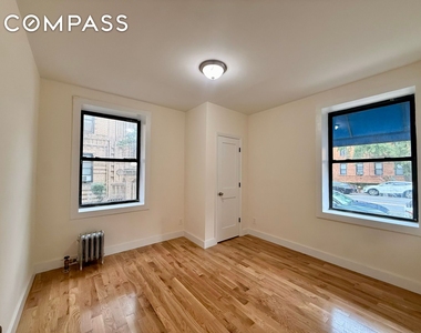 Avenue P - Photo Thumbnail 3