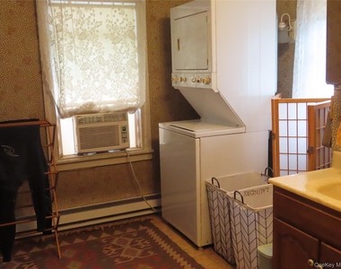 67 Prospect Street - Photo Thumbnail 6