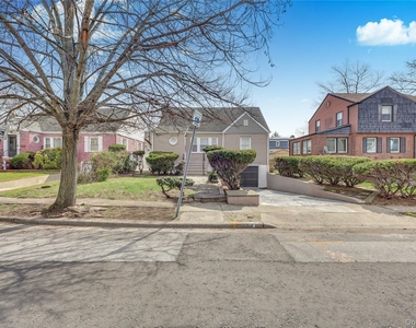 5 Hawthorne Lane - Photo Thumbnail 4