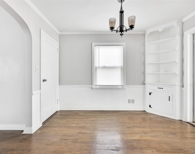 5 Hawthorne Lane - Photo Thumbnail 13
