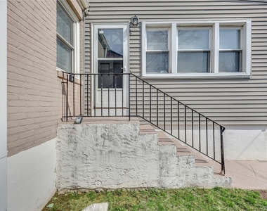5 Hawthorne Lane - Photo Thumbnail 6
