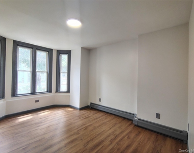 219 Mill Street - Photo Thumbnail 7