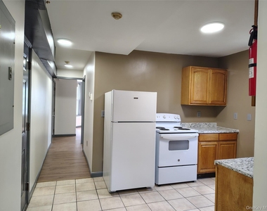 219 Mill Street - Photo Thumbnail 10