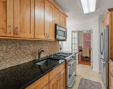 72-10 112th Street - Photo Thumbnail 15