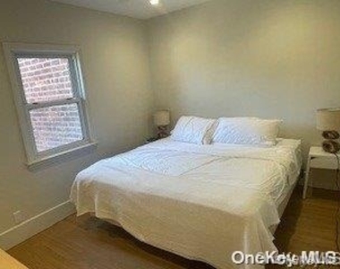142 Flamingo Street - Photo Thumbnail 10