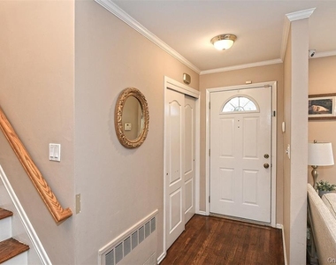 96 Phipps Lane - Photo Thumbnail 3