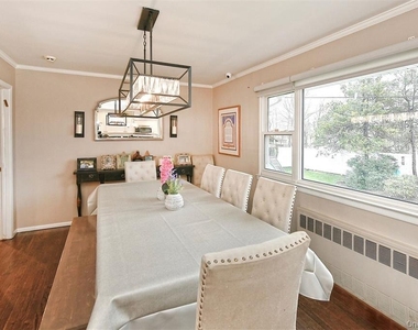 96 Phipps Lane - Photo Thumbnail 5