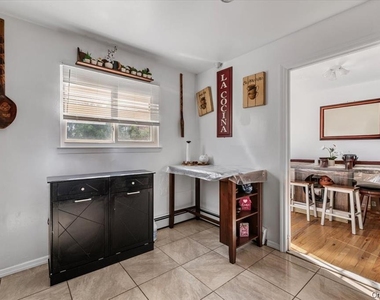 22 Hudson Place - Photo Thumbnail 7