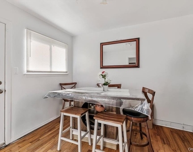 22 Hudson Place - Photo Thumbnail 8
