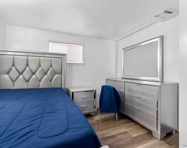 22 Hudson Place - Photo Thumbnail 15
