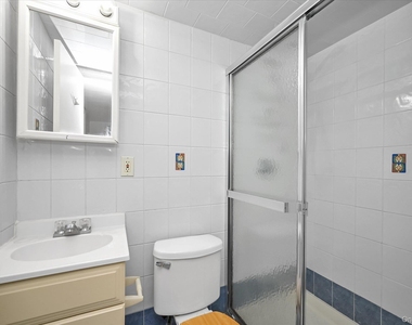 9964 65th Avenue - Photo Thumbnail 17