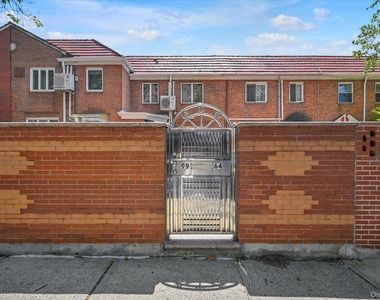 9964 65th Avenue - Photo Thumbnail 21