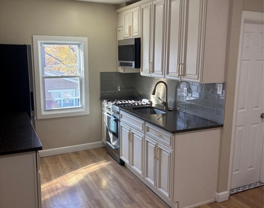 132-28 Crossbay Boulevard - Photo Thumbnail 1