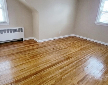 7 E Jefferson Avenue - Photo Thumbnail 7