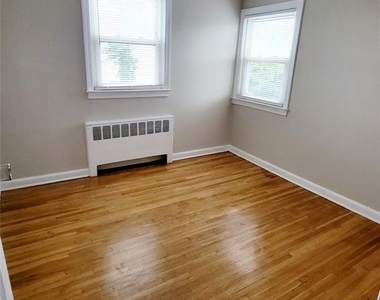 7 E Jefferson Avenue - Photo Thumbnail 6