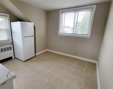 7 E Jefferson Avenue - Photo Thumbnail 3