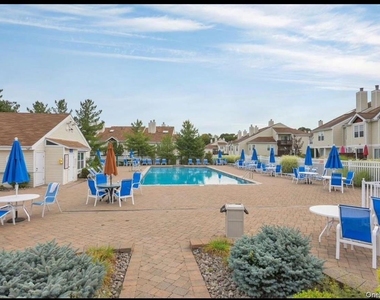 3102 Whispering Hills - Photo Thumbnail 5