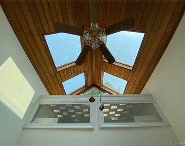 188 Main Street - Photo Thumbnail 12